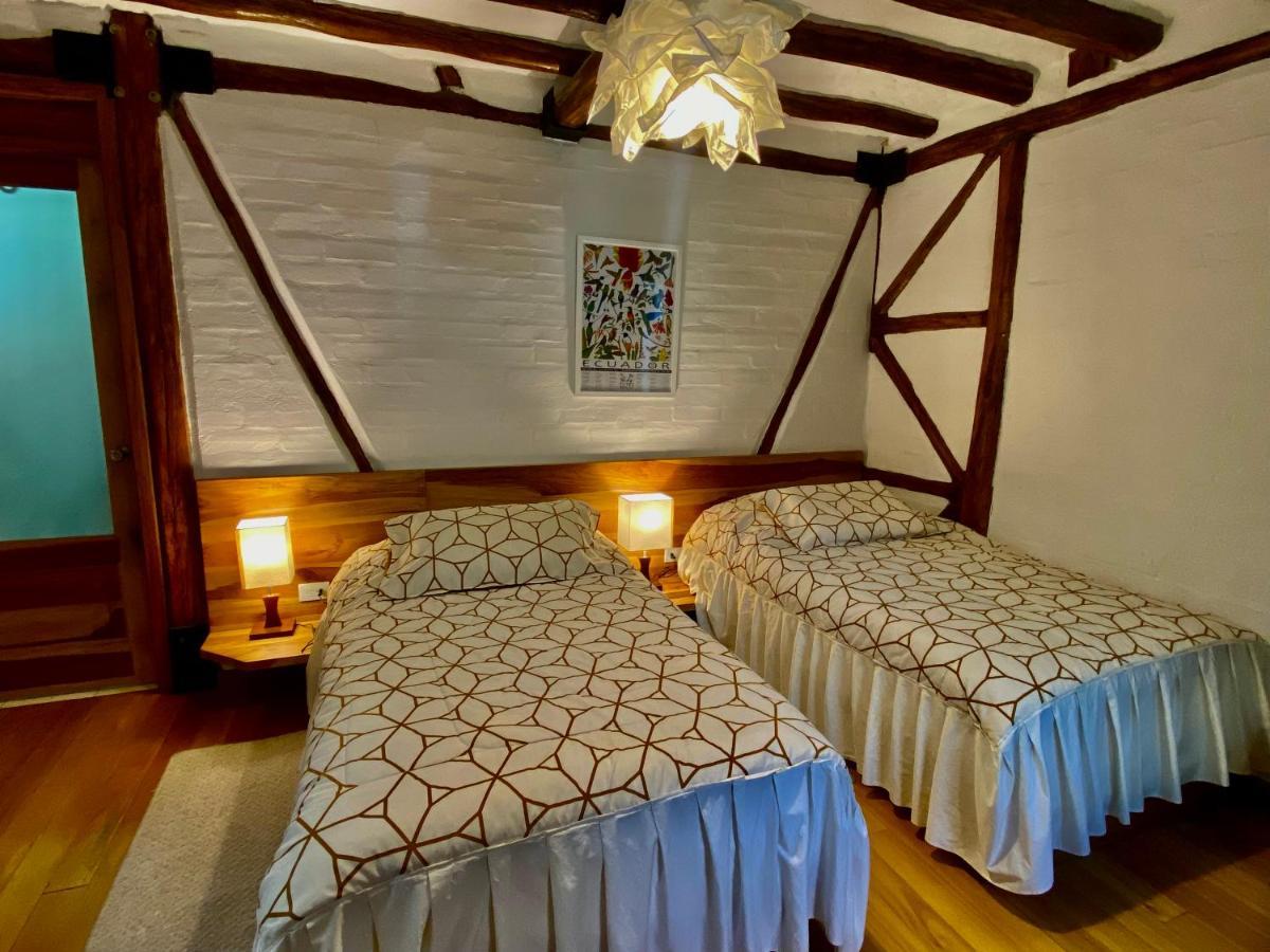Bed and Breakfast Casa Magnolia Cumbayá Exterior foto